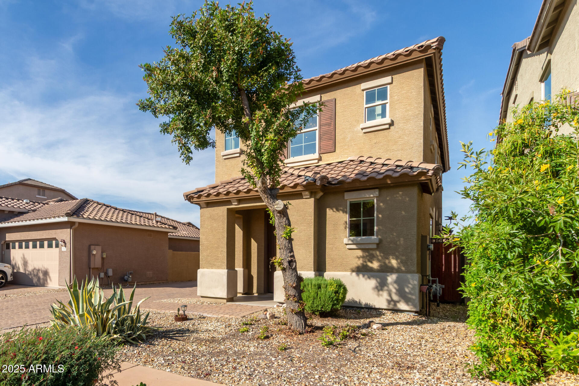 3310 W GRAN PARADISO Drive