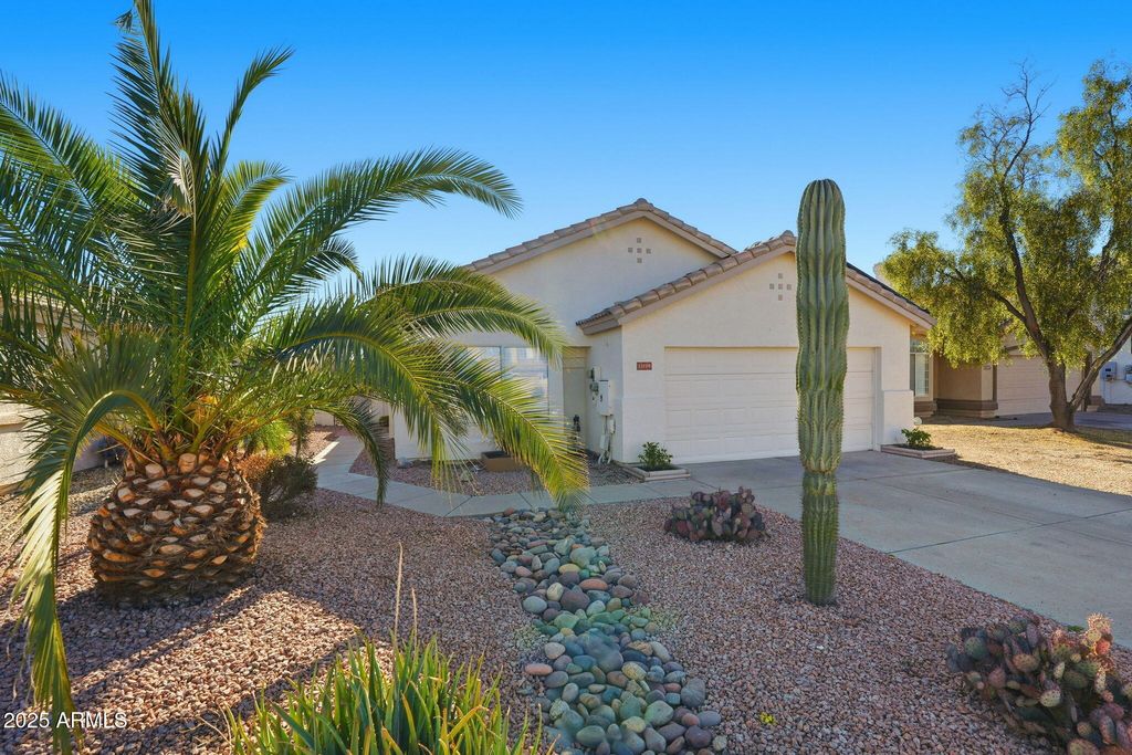 Photo of 13199 W Alvarado Circle, Goodyear, AZ 85395 (MLS # 6957208)