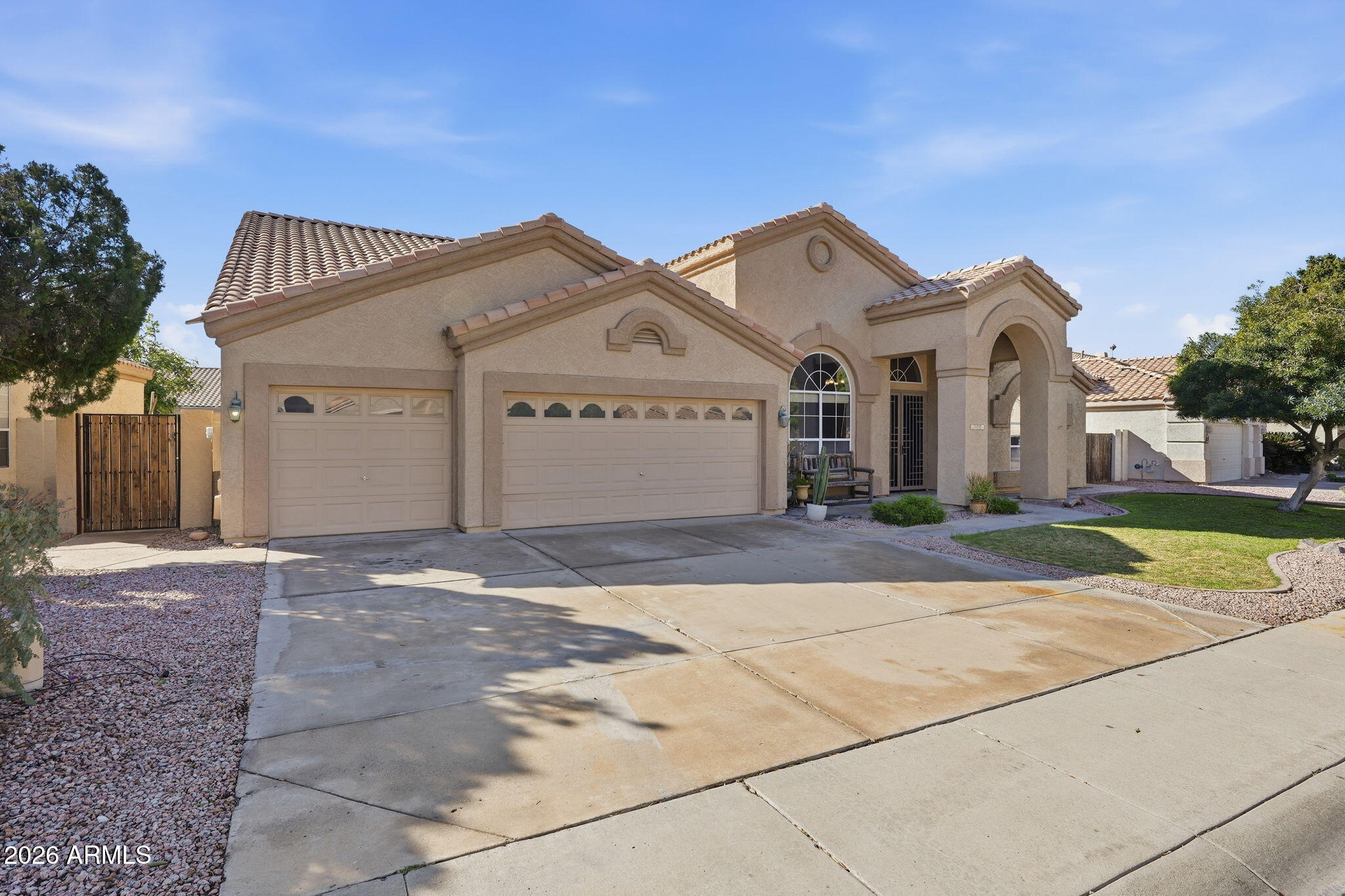 1281 W CHILTON Avenue