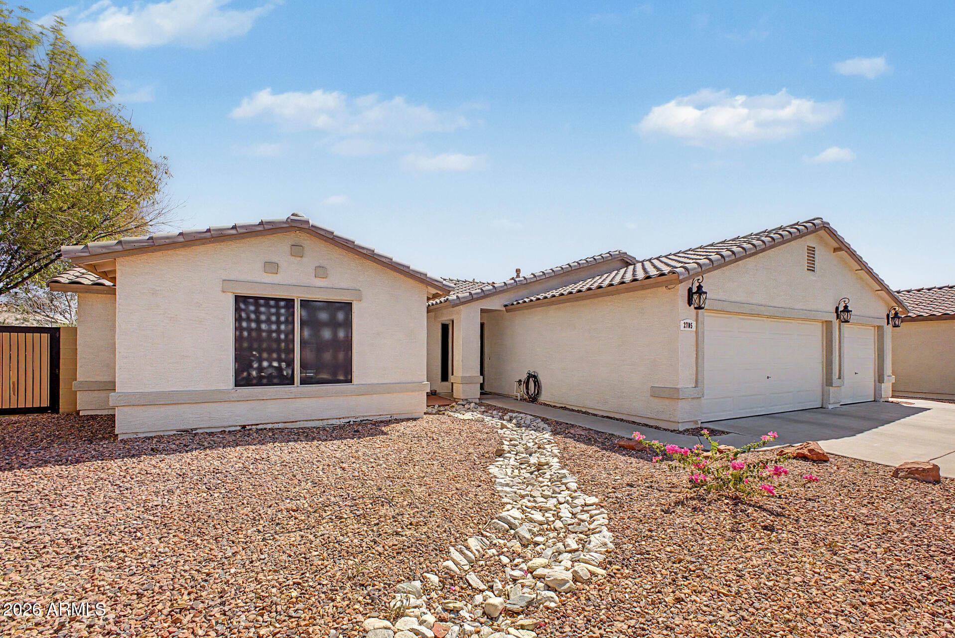 2705 N 105TH Avenue