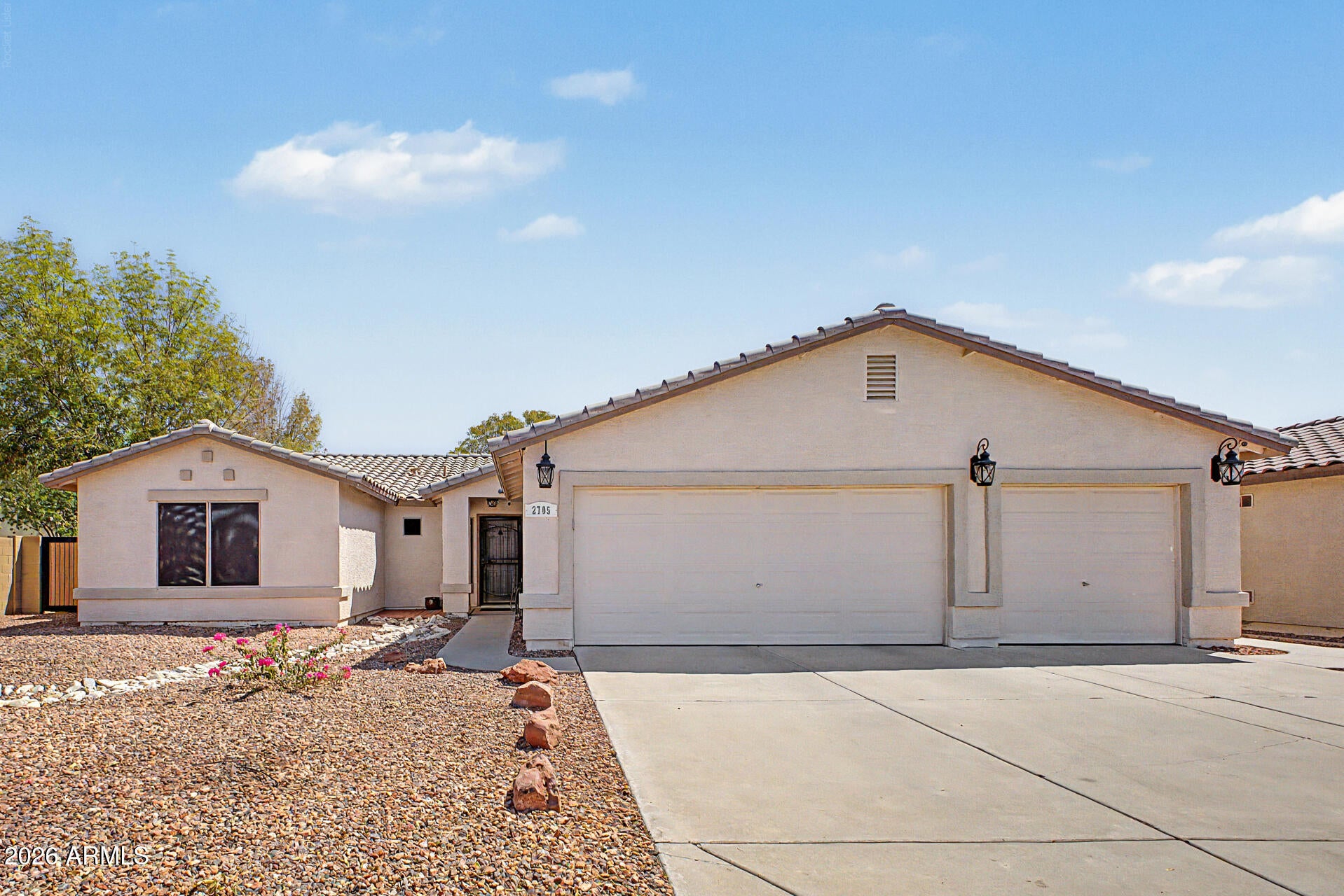 2705 N 105TH Avenue