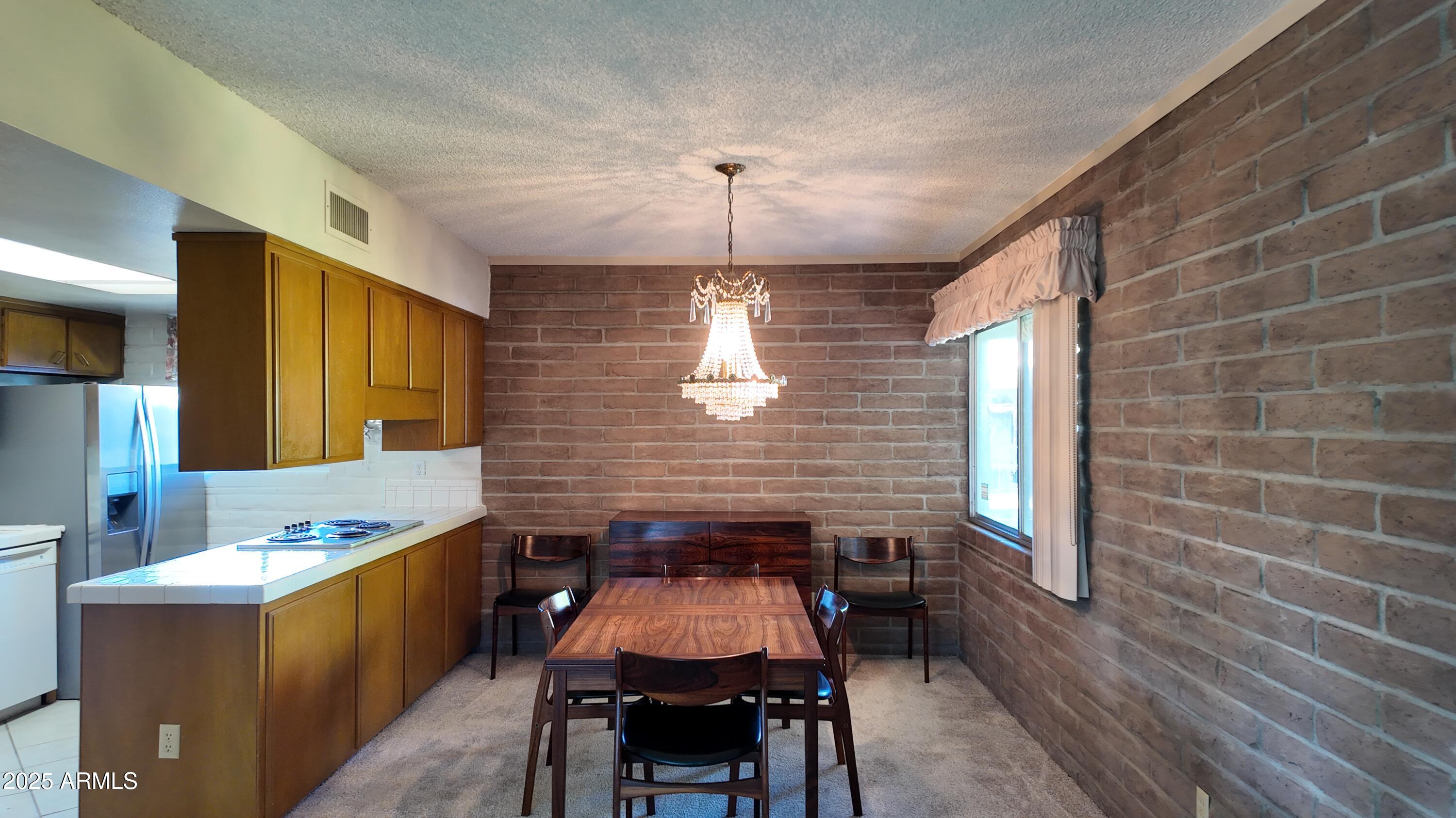 1901 E Missouri Avenue 216