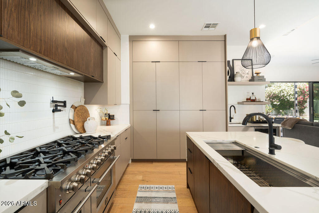 4126 E CAMPBELL Avenue