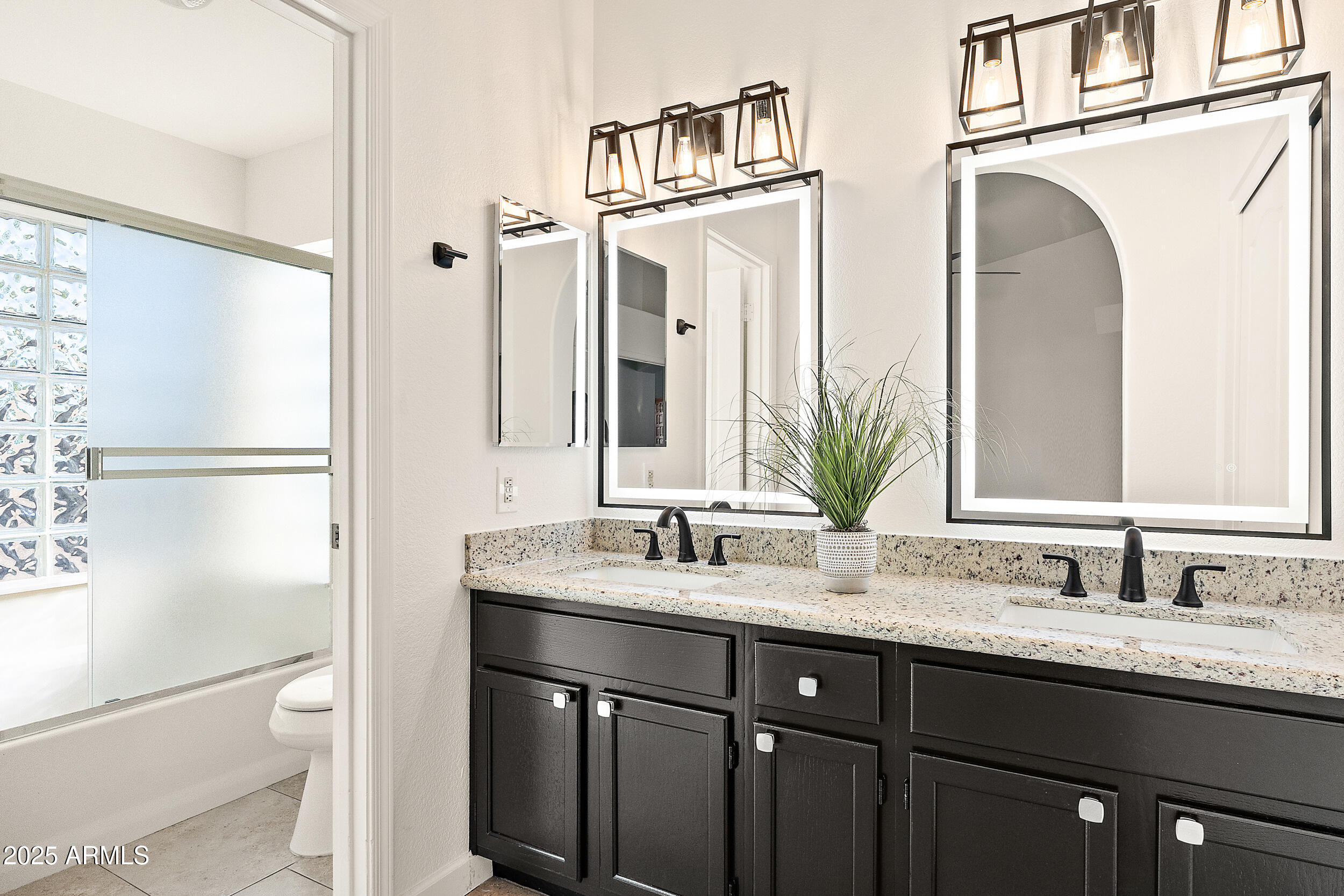 Mesa, Arizona 85215, United States, 3 Bedrooms Bedrooms, ,2 BathroomsBathrooms,Residential,Active,224702