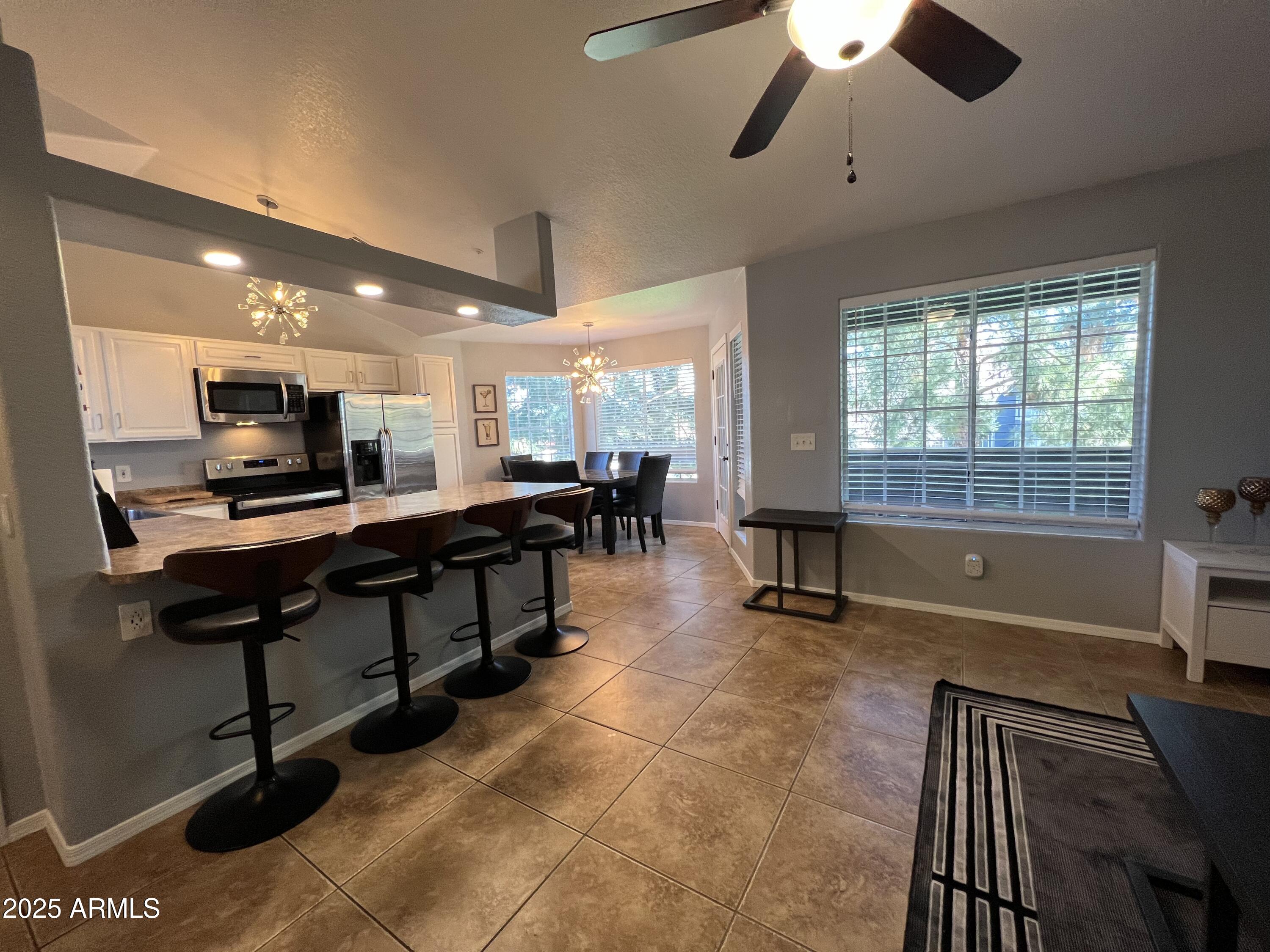 255 S KYRENE Road 231