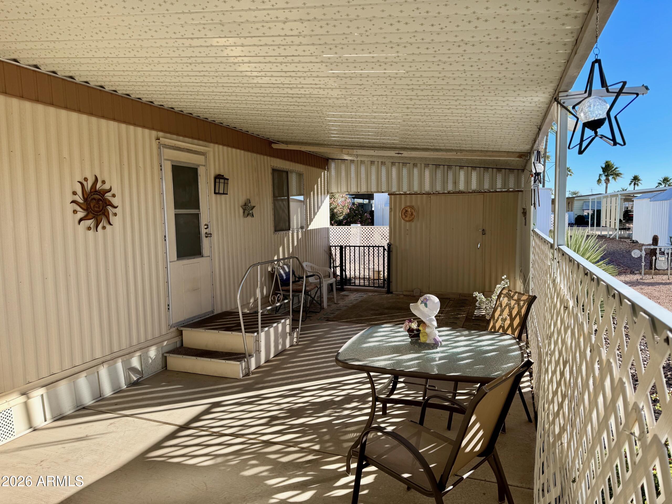 2605 S TOMAHAWK Road 99