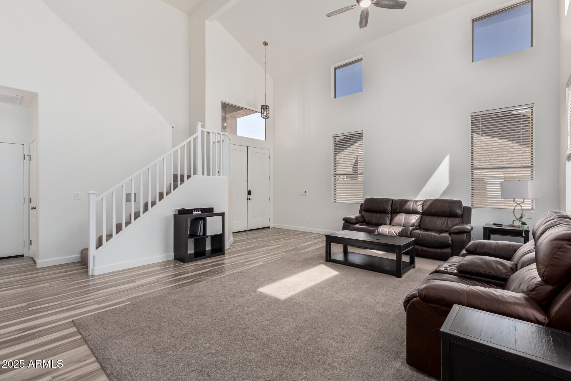 3875 E JUANITA Avenue