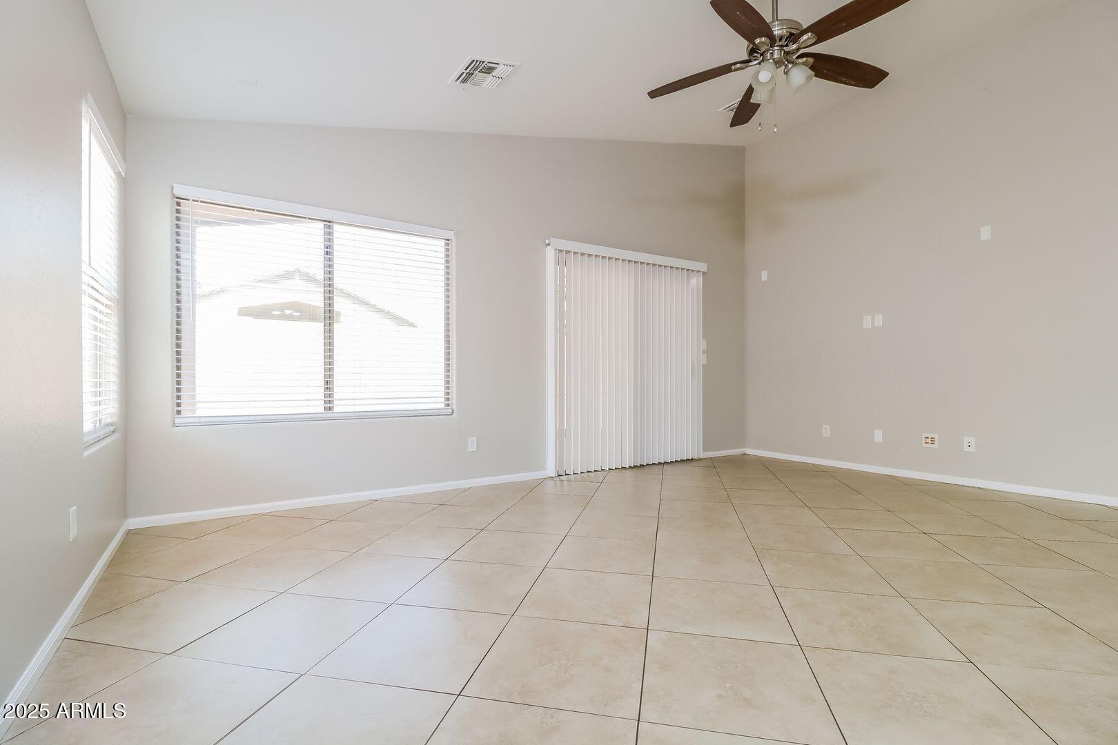 17628 W CORRINE Drive