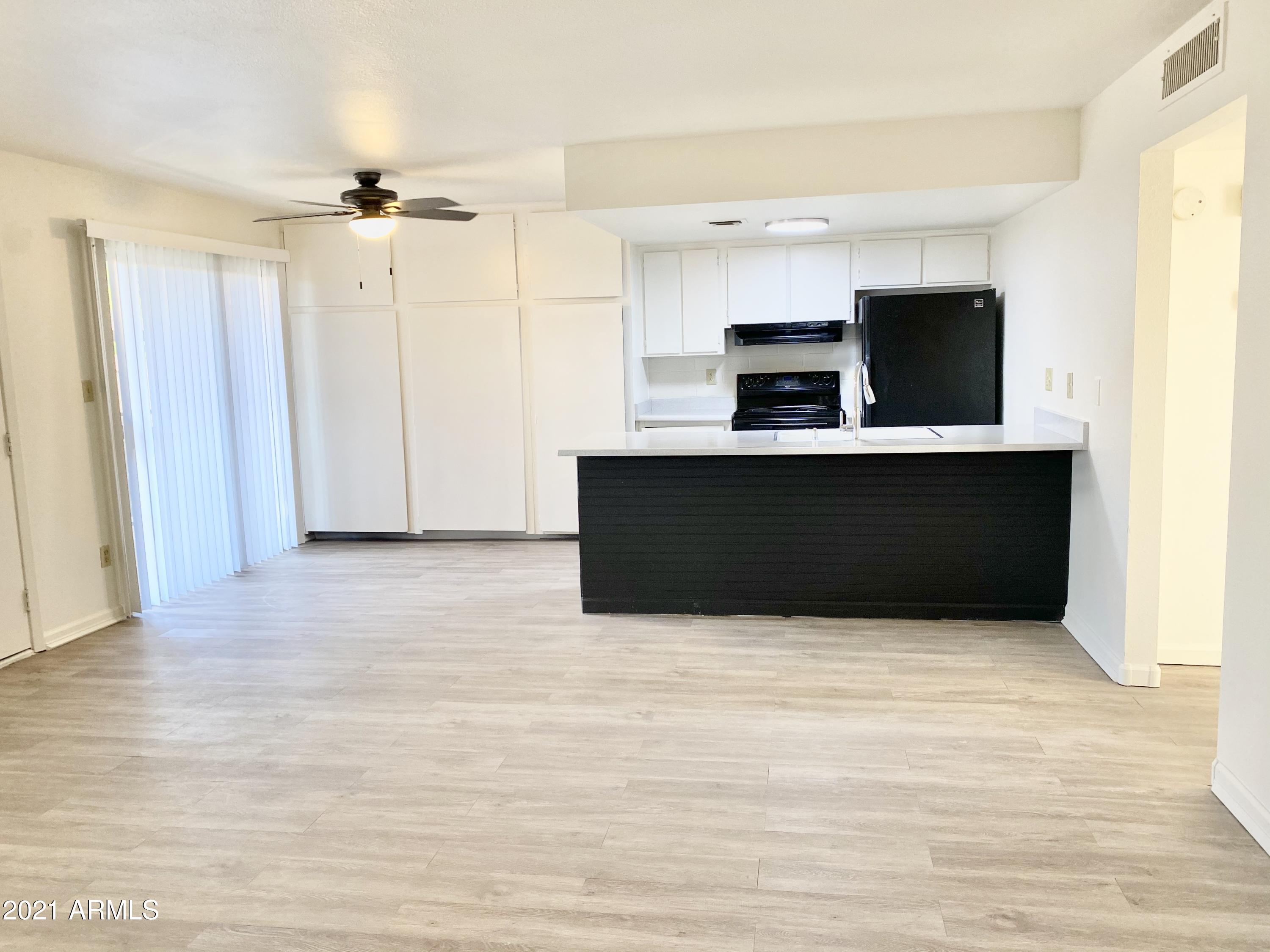 8529 E PORTLAND Street