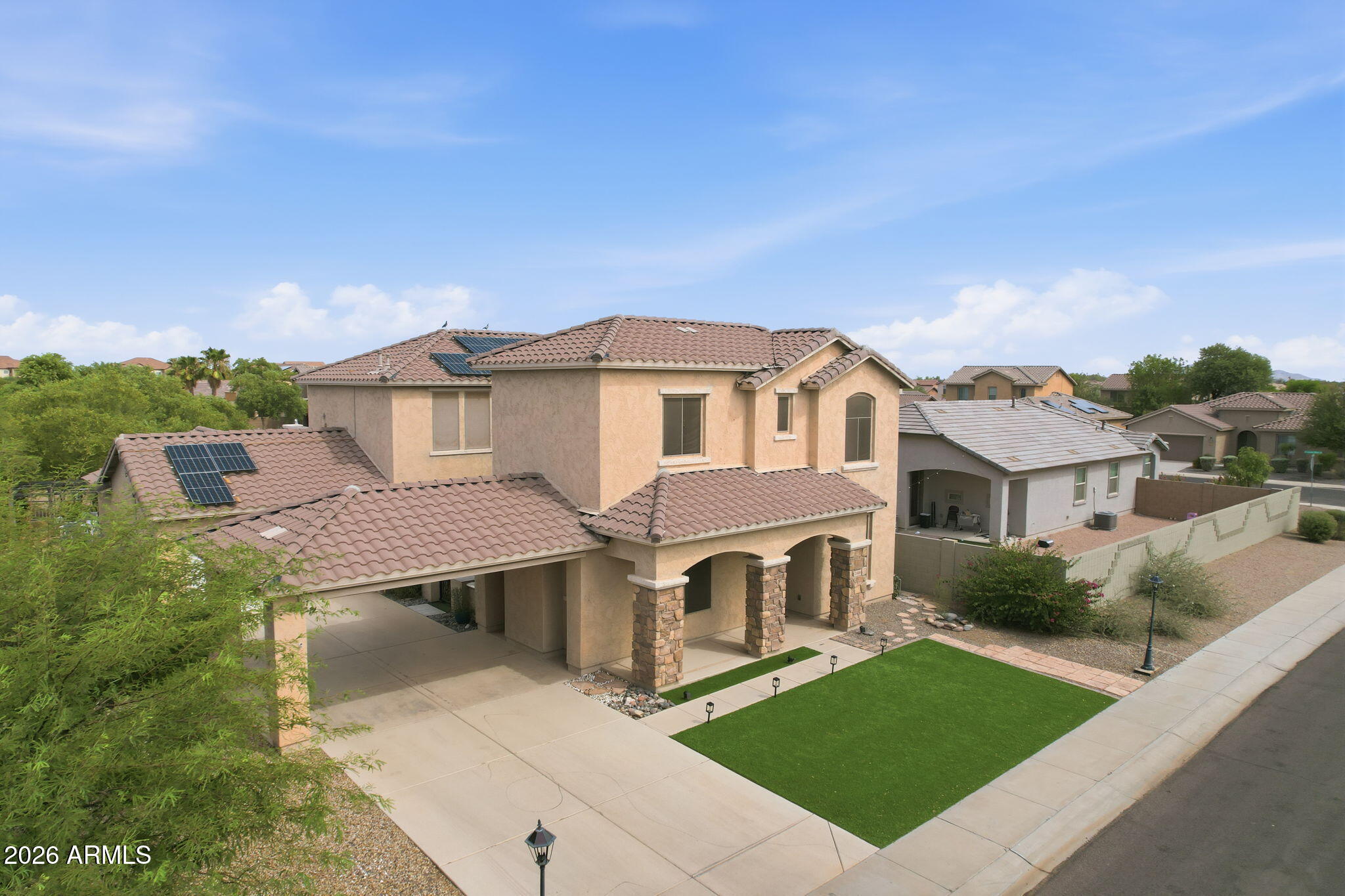 2468 N CASA GRANDE Avenue