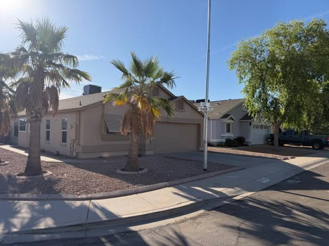 8587 N 107th Lane