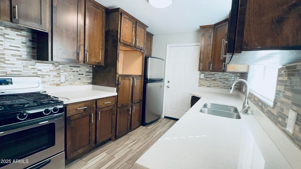 Photo of 3507 W Hadley Street, Phoenix, AZ 85009 (MLS # 6952248)