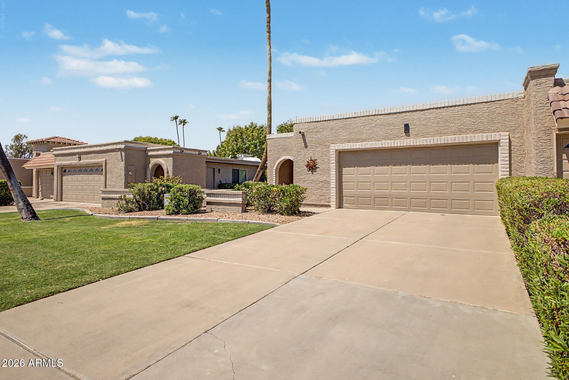 25244 S BERRY BROOK Drive
