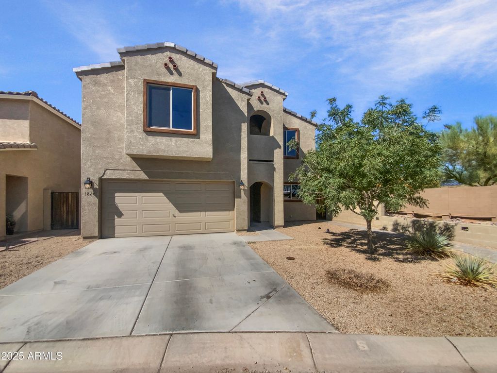 Photo of 1820 W Expressman Street, Apache Junction, AZ 85120 (MLS # 6913726)