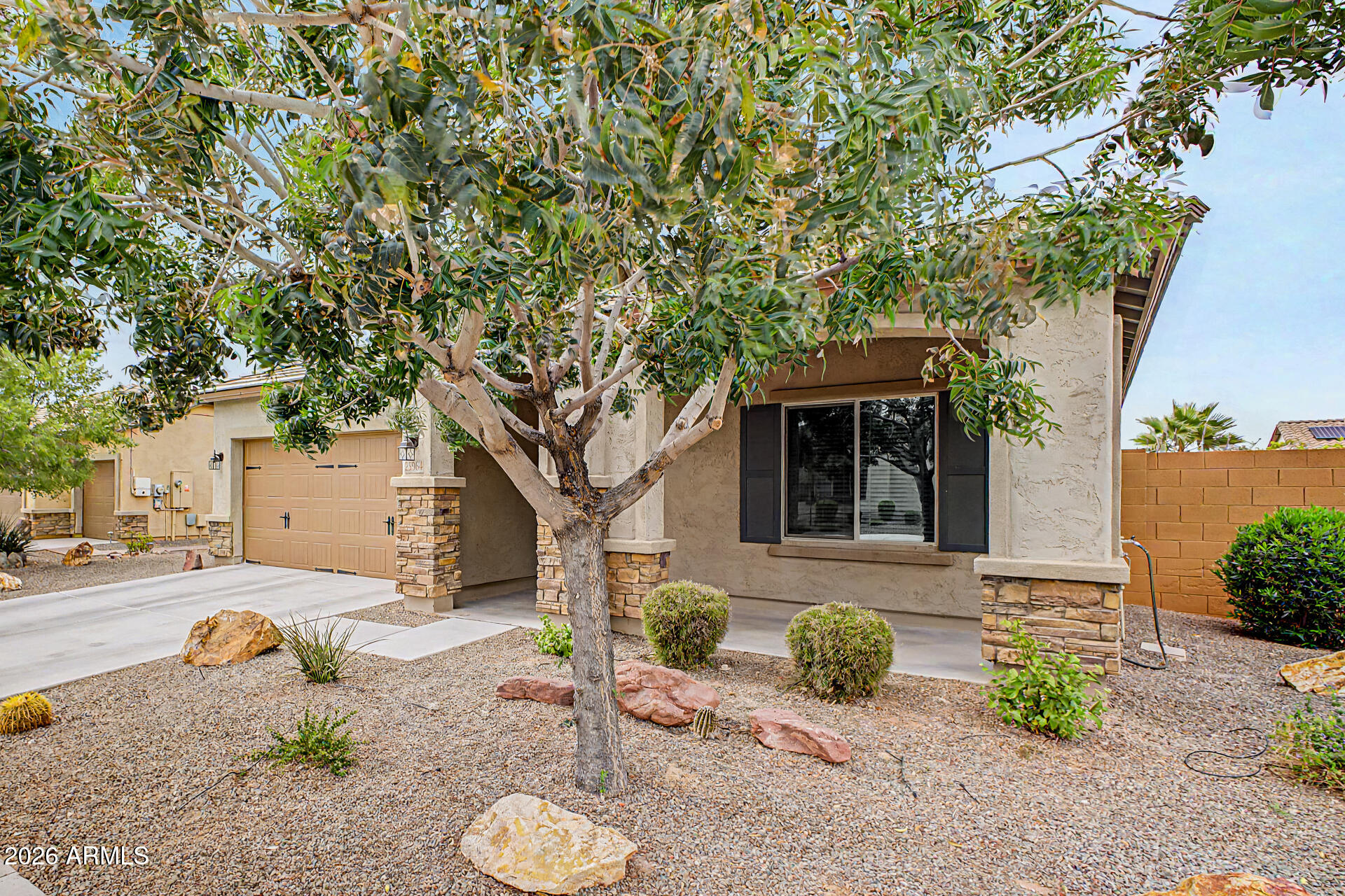 25964 W ESCUDA Drive