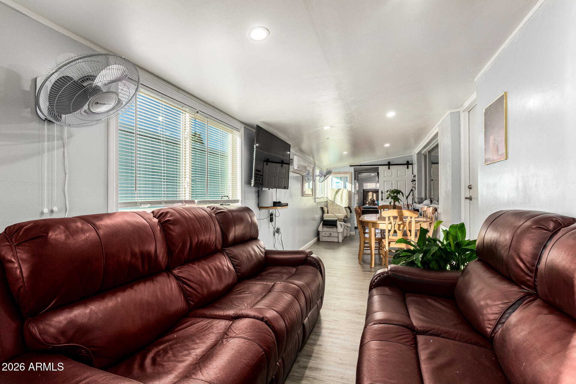 2650 W UNION HILLS Drive 276