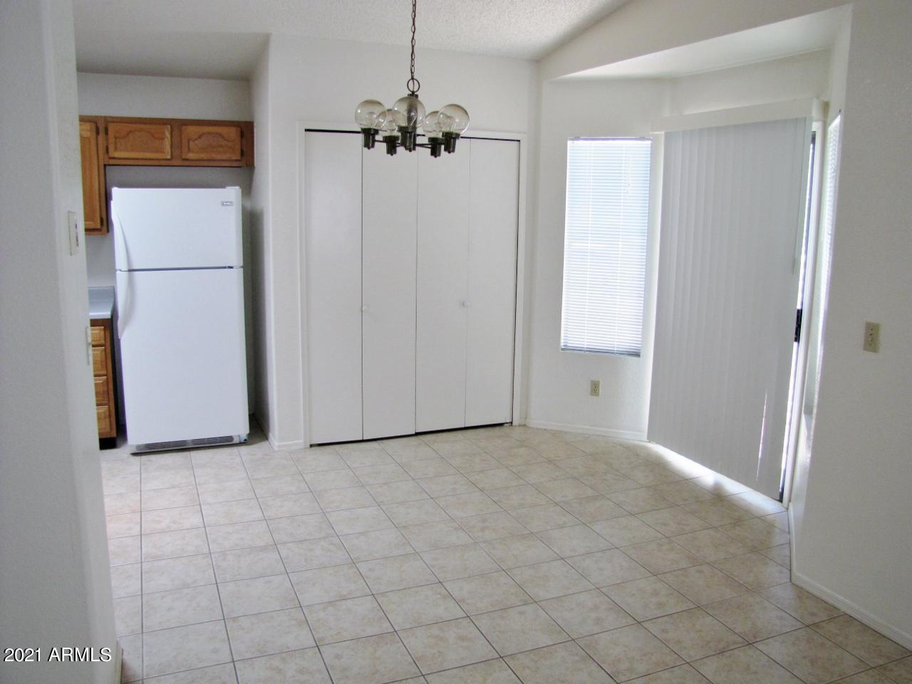 DESERT SHADOWS - Residential Lease