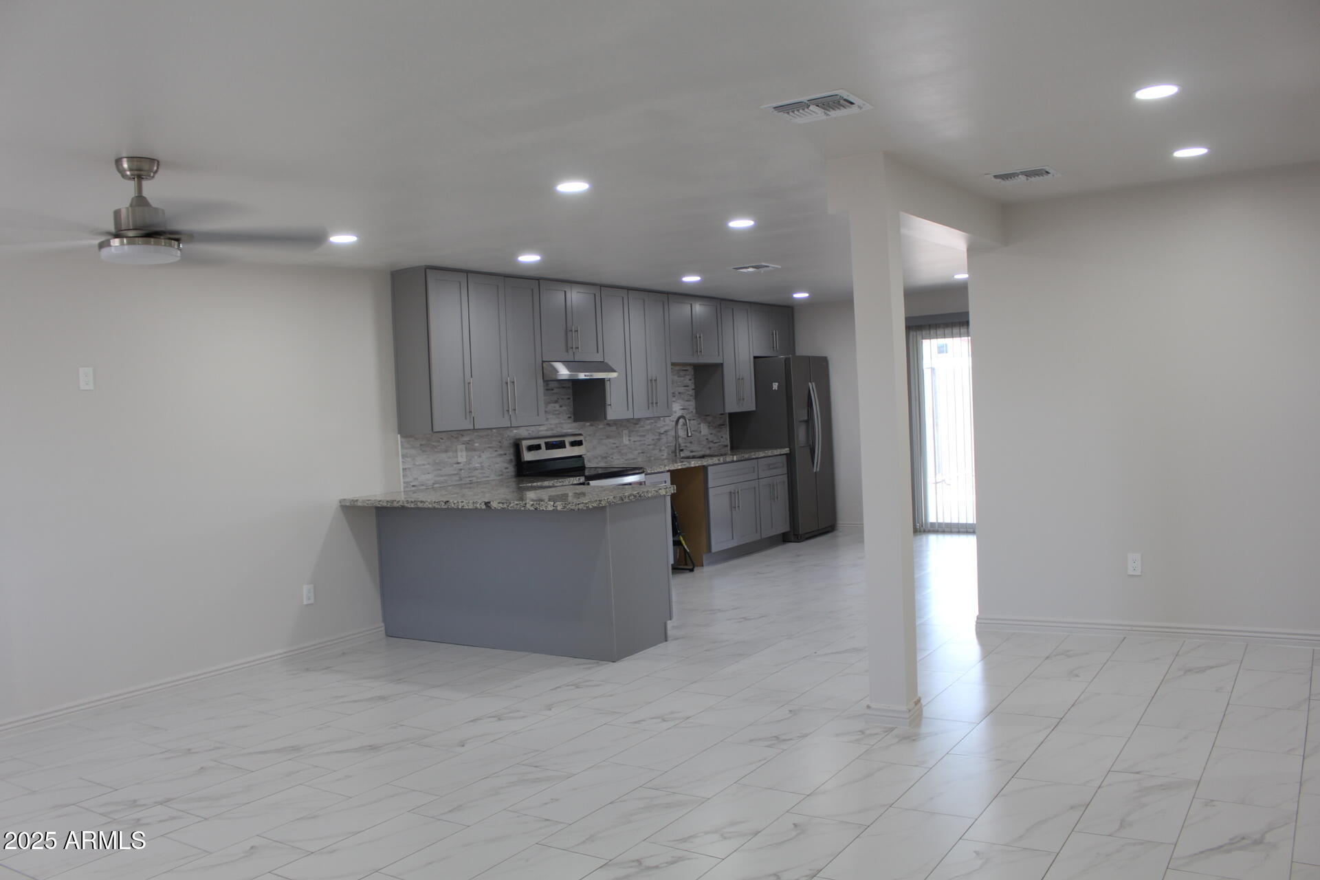 3619 W TAYLOR Street W