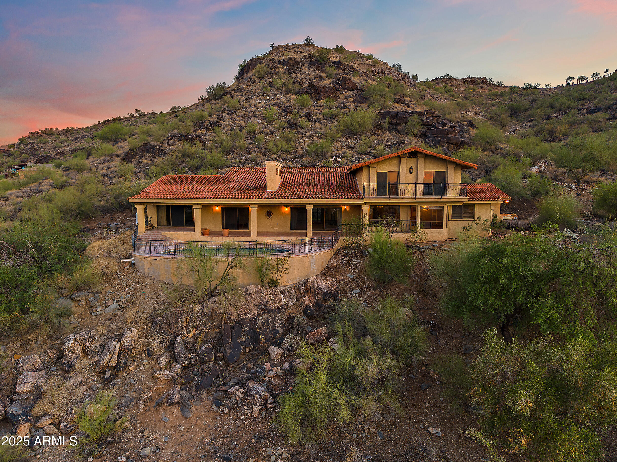 6349 E HUMMINGBIRD Lane