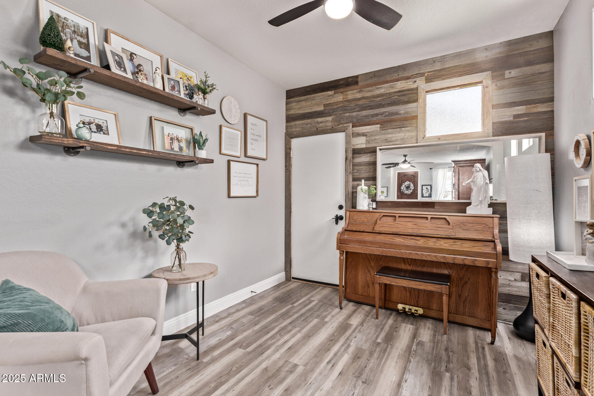3272 E ORCHID Lane
