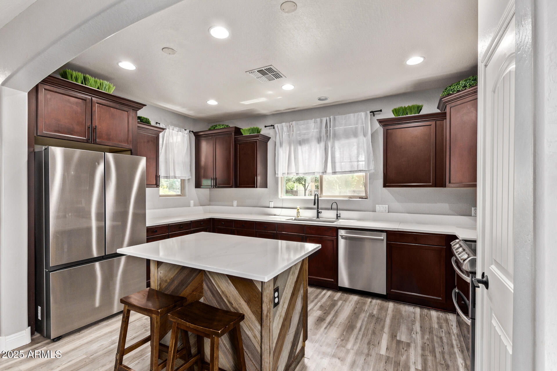 3272 E ORCHID Lane