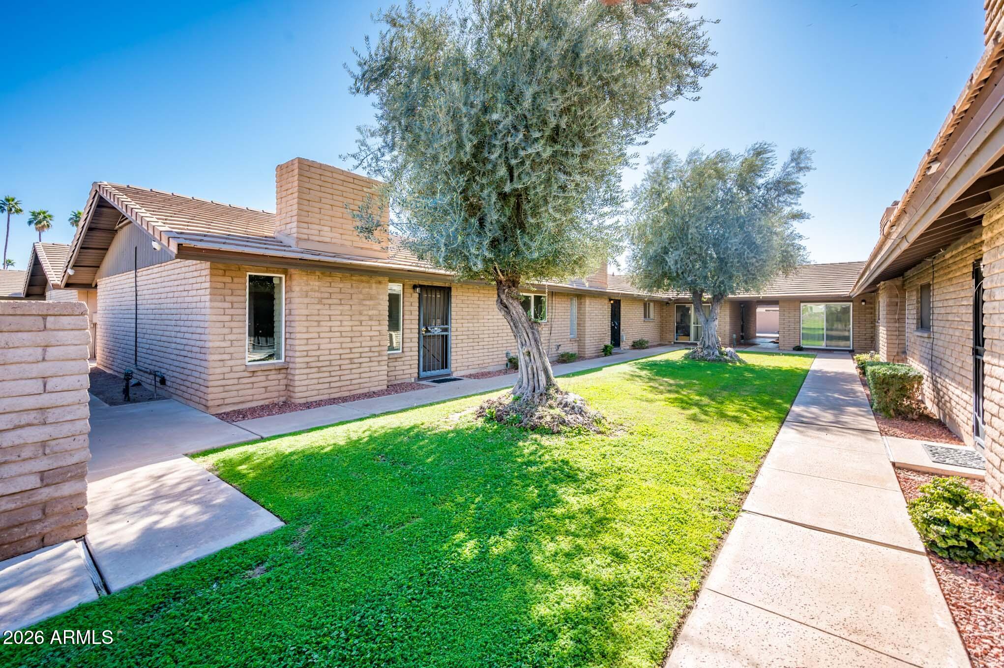 2015 E SOUTHERN Avenue 14