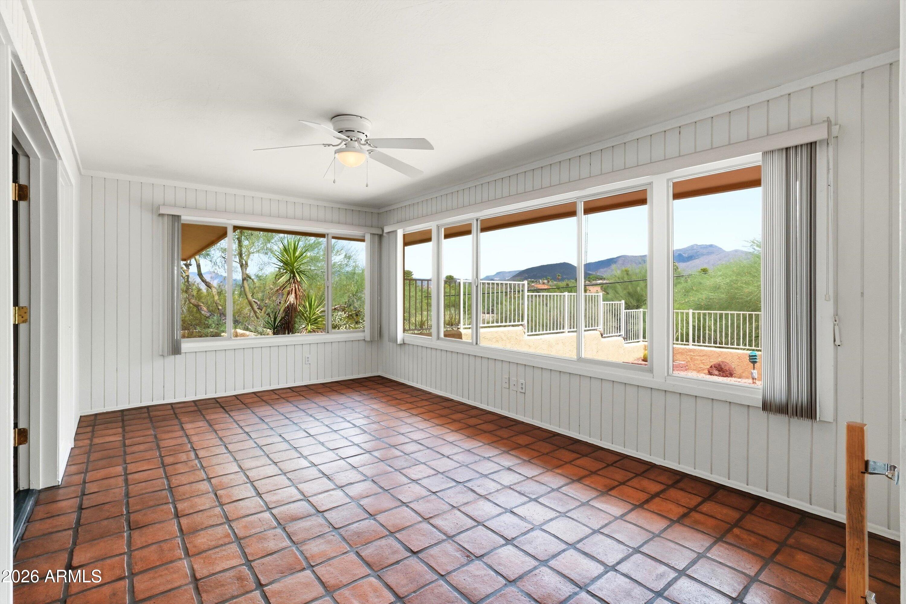 7666 E ROCKING CHAIR Road