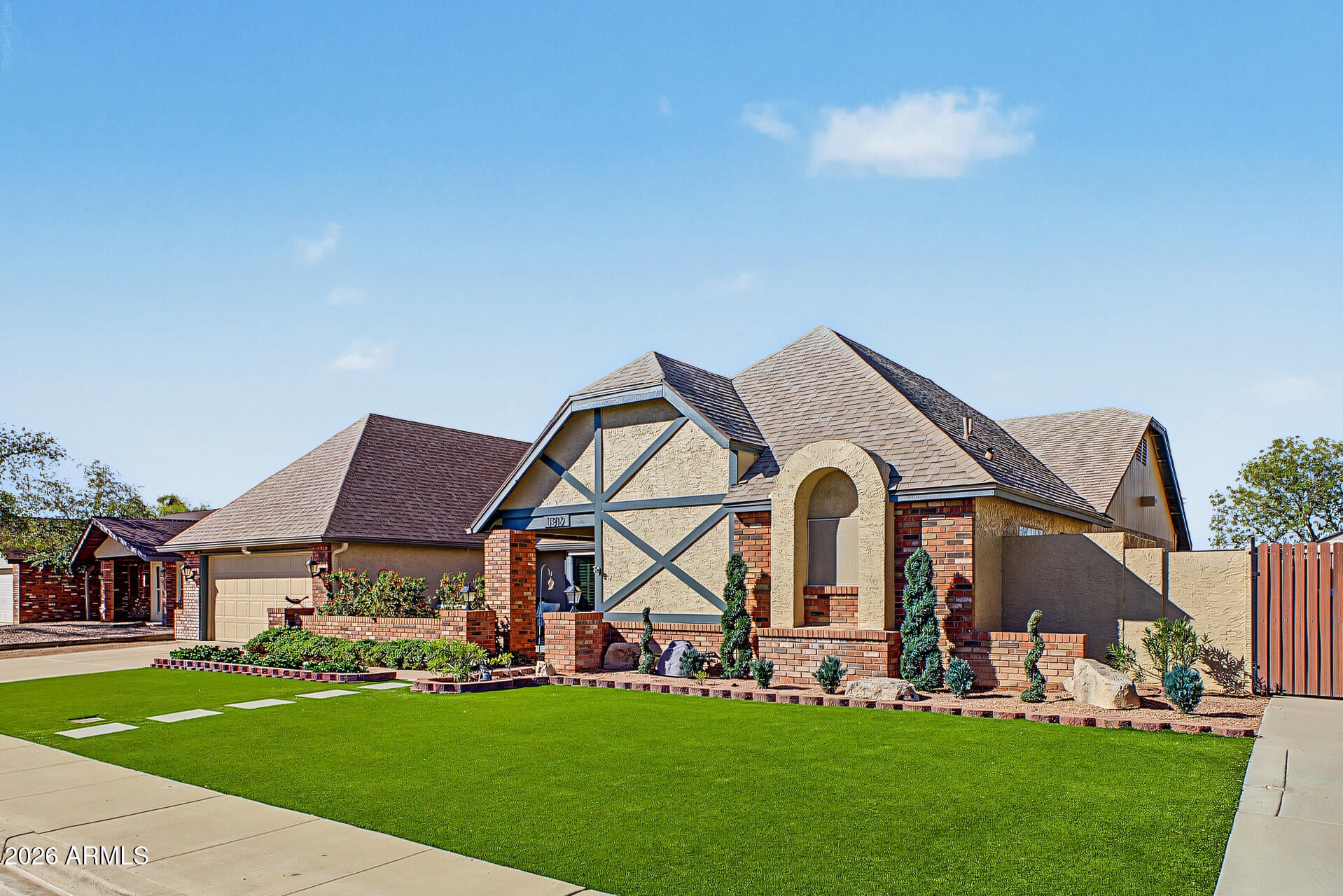 Homes for Sale in Queen Creek Arizona 1 1312 N PASADENA --