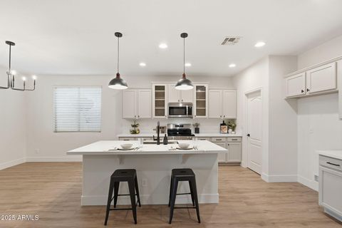 33015 N SLATE CREEK Drive San Tan Valley AZ 85143