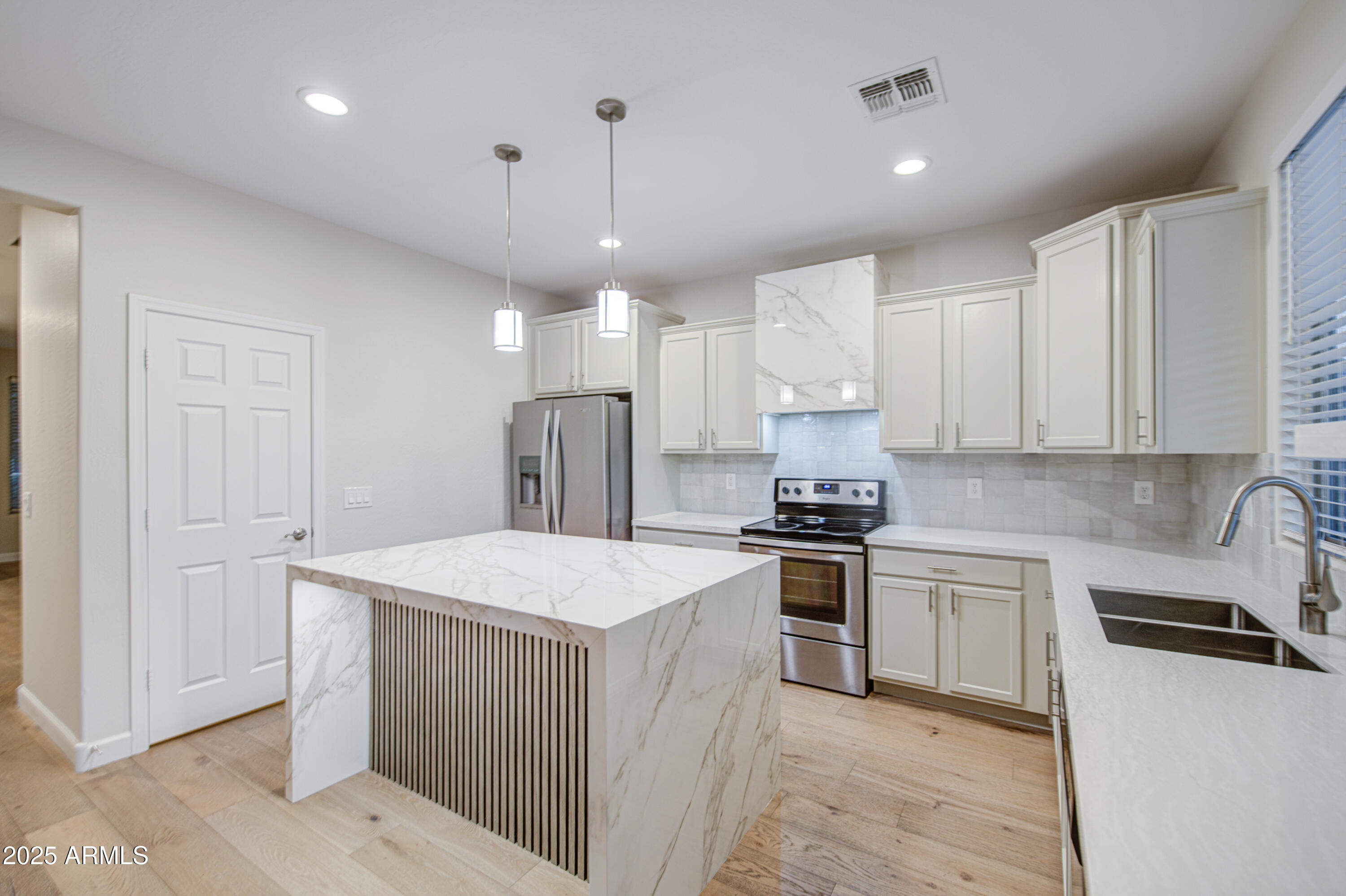 Homes for Sale in Queen Creek Arizona 4 3945 W SALTER Drive