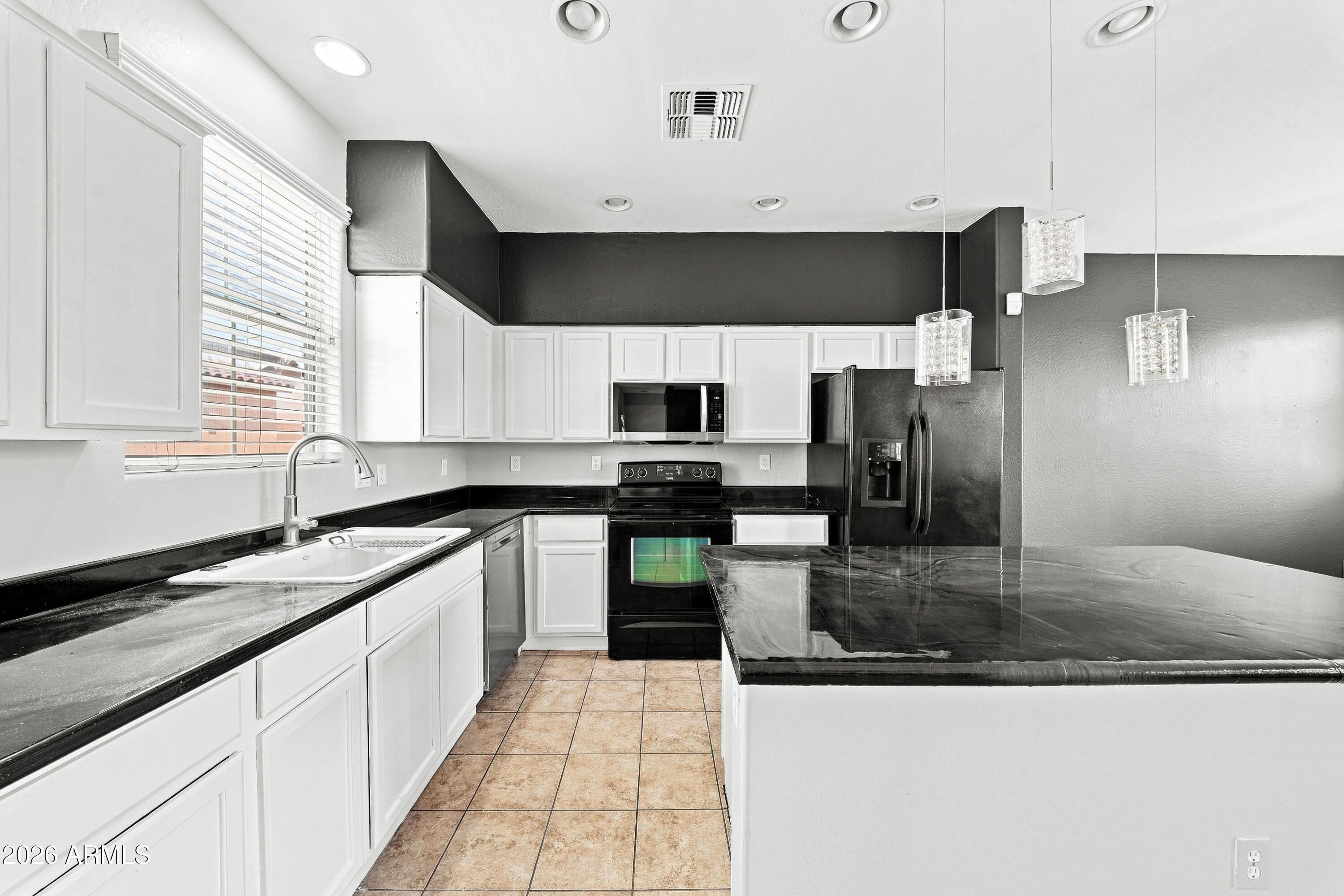 2012 N 78TH Glen