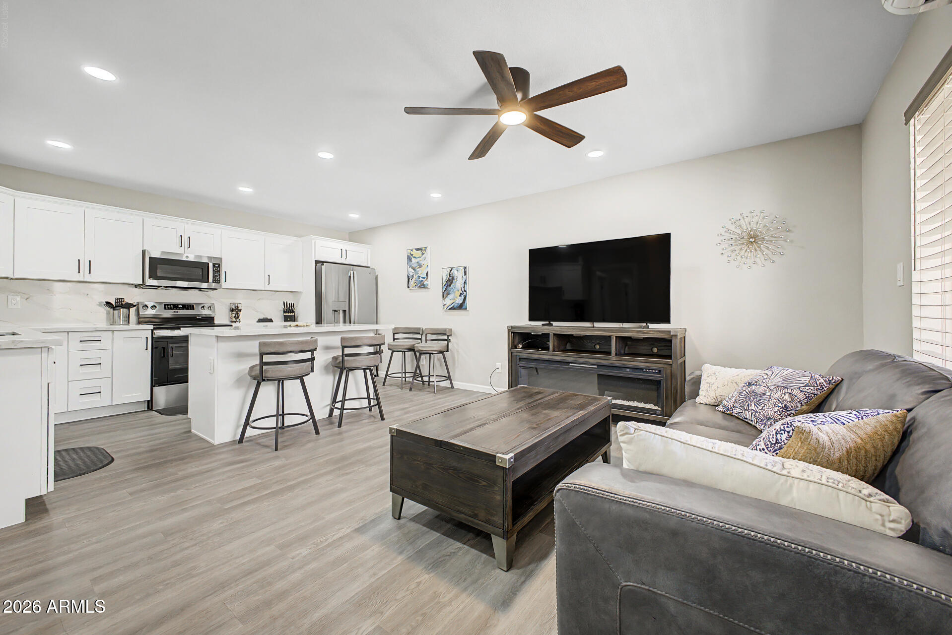 1440 N IDAHO Road 1104