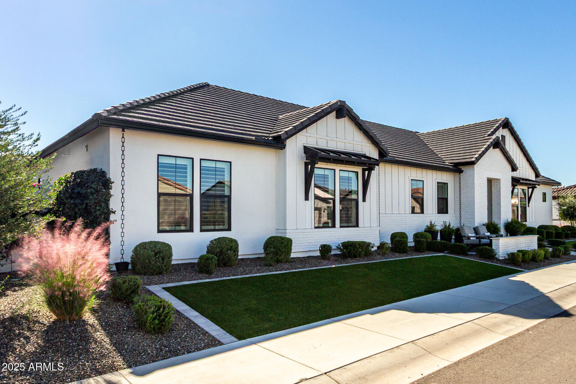 11095 N FOLSOM Street