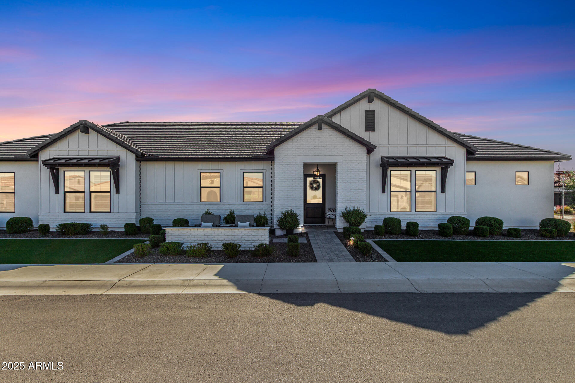 11095 N FOLSOM Street