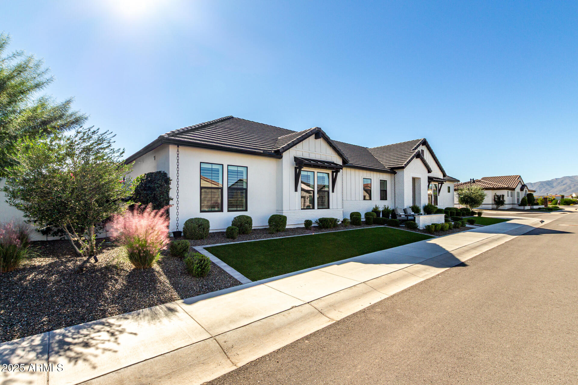 11095 N FOLSOM Street