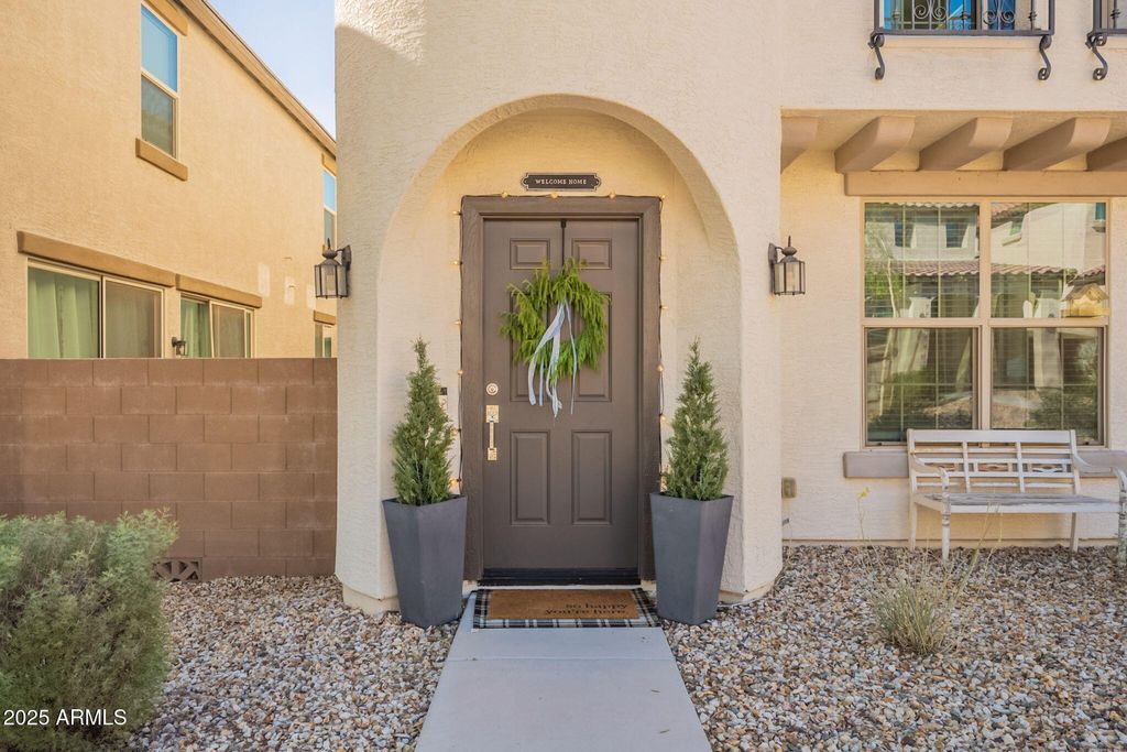 Photo of 2933 N Augustine, Mesa, AZ 85207 (MLS # 6927223)