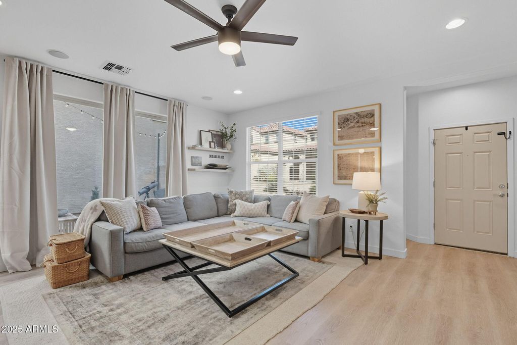 Photo of 2933 N Augustine, Mesa, AZ 85207 (MLS # 6927223)