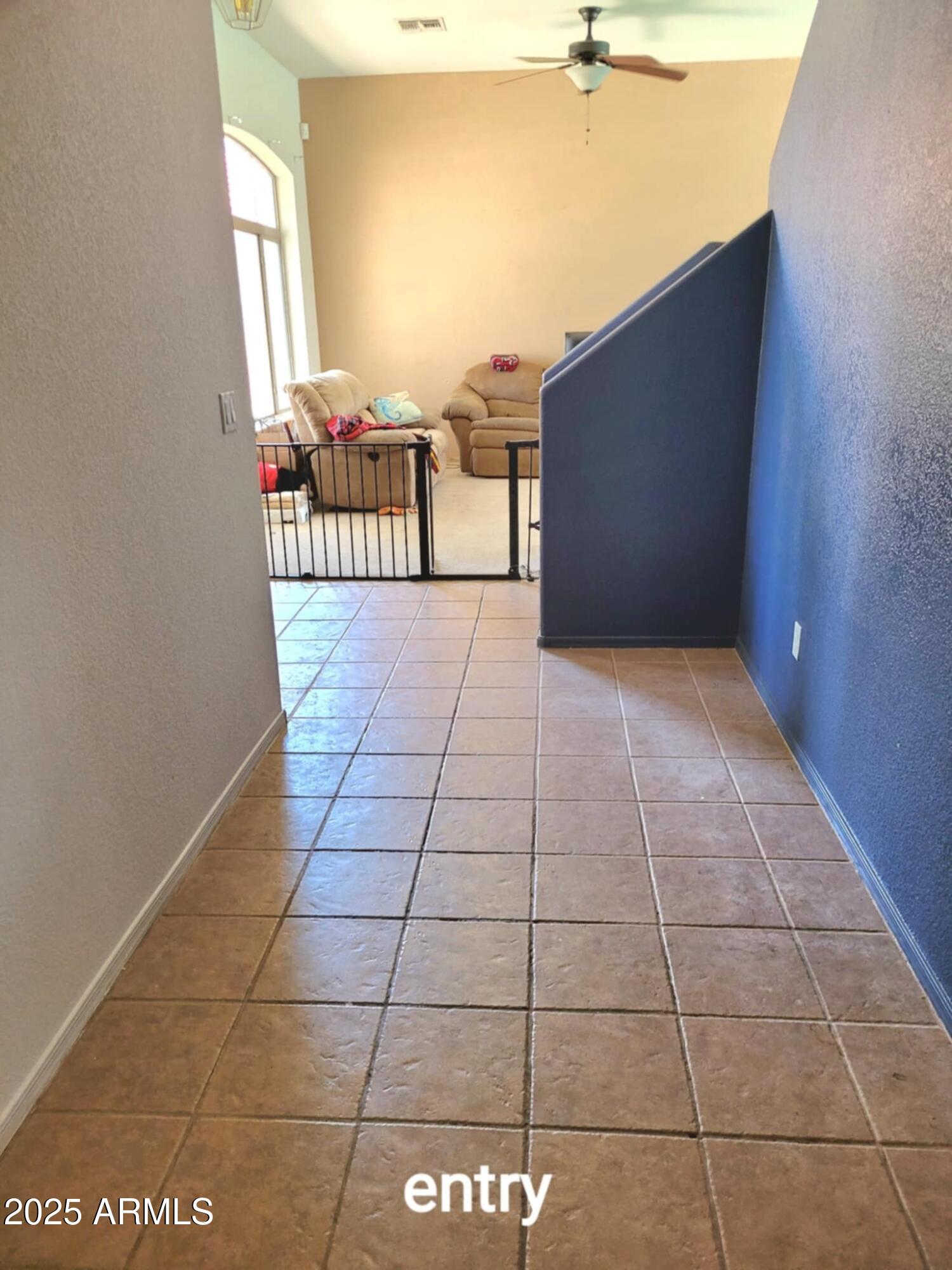 10405 W PRIMROSE Drive