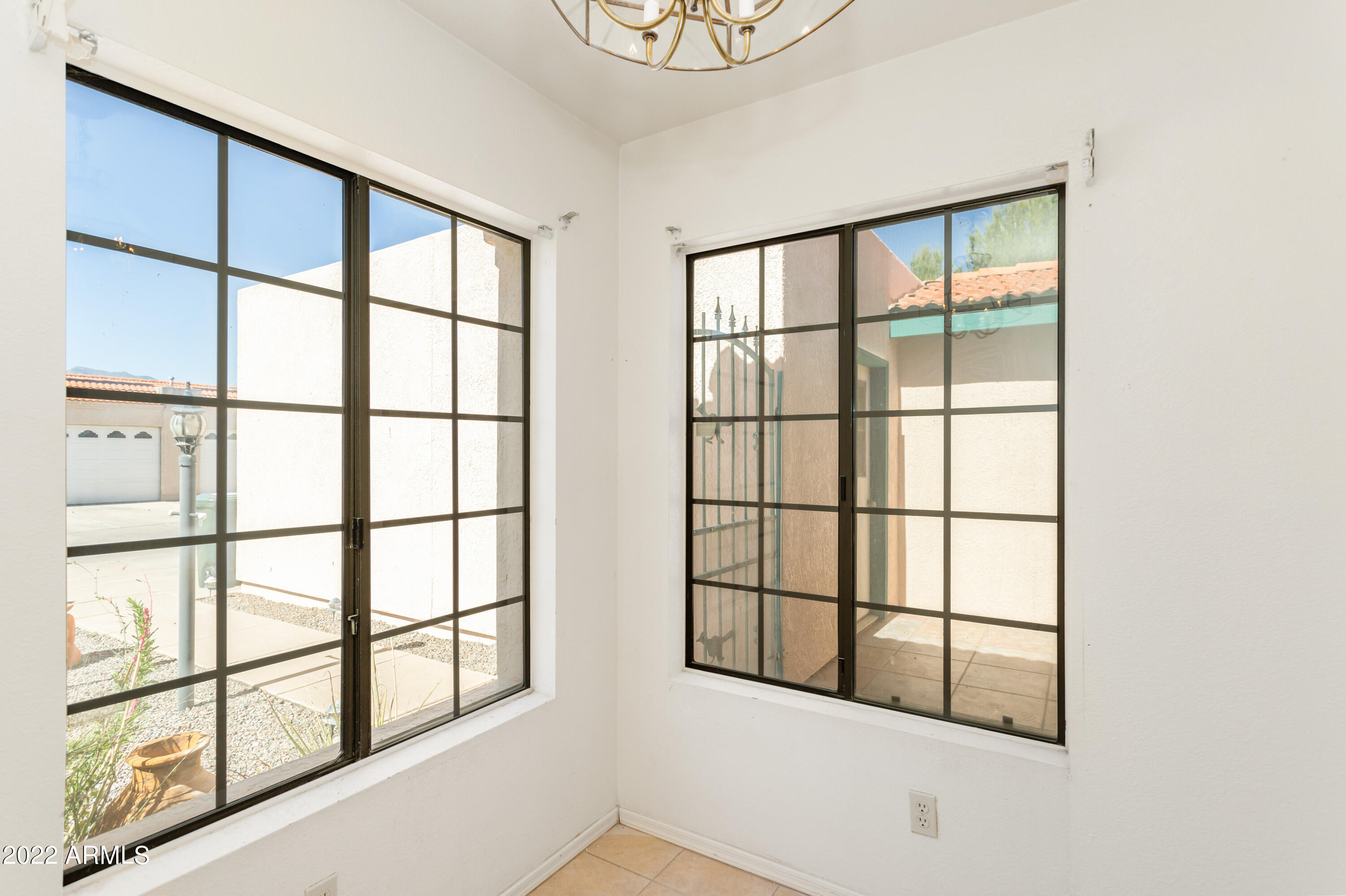 CASA BLANCA - Residential