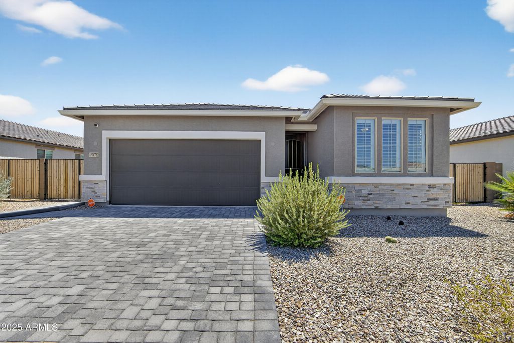 Photo of 2079 E Escondido Place, Casa Grande, AZ 85122 (MLS # 6913421)