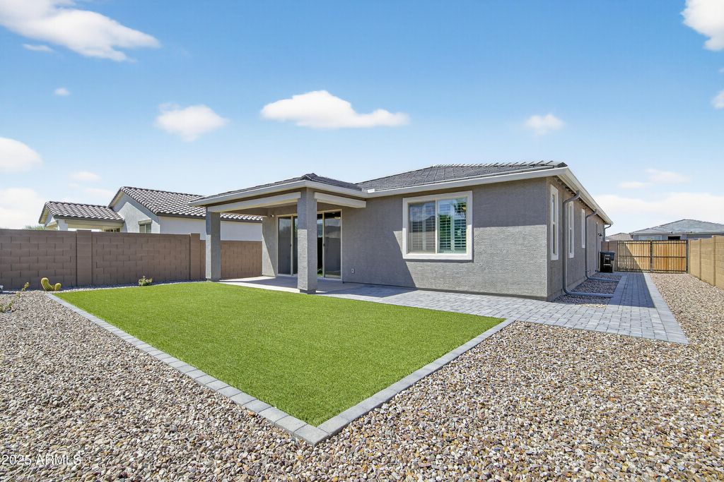 Photo of 2079 E Escondido Place, Casa Grande, AZ 85122 (MLS # 6913421)