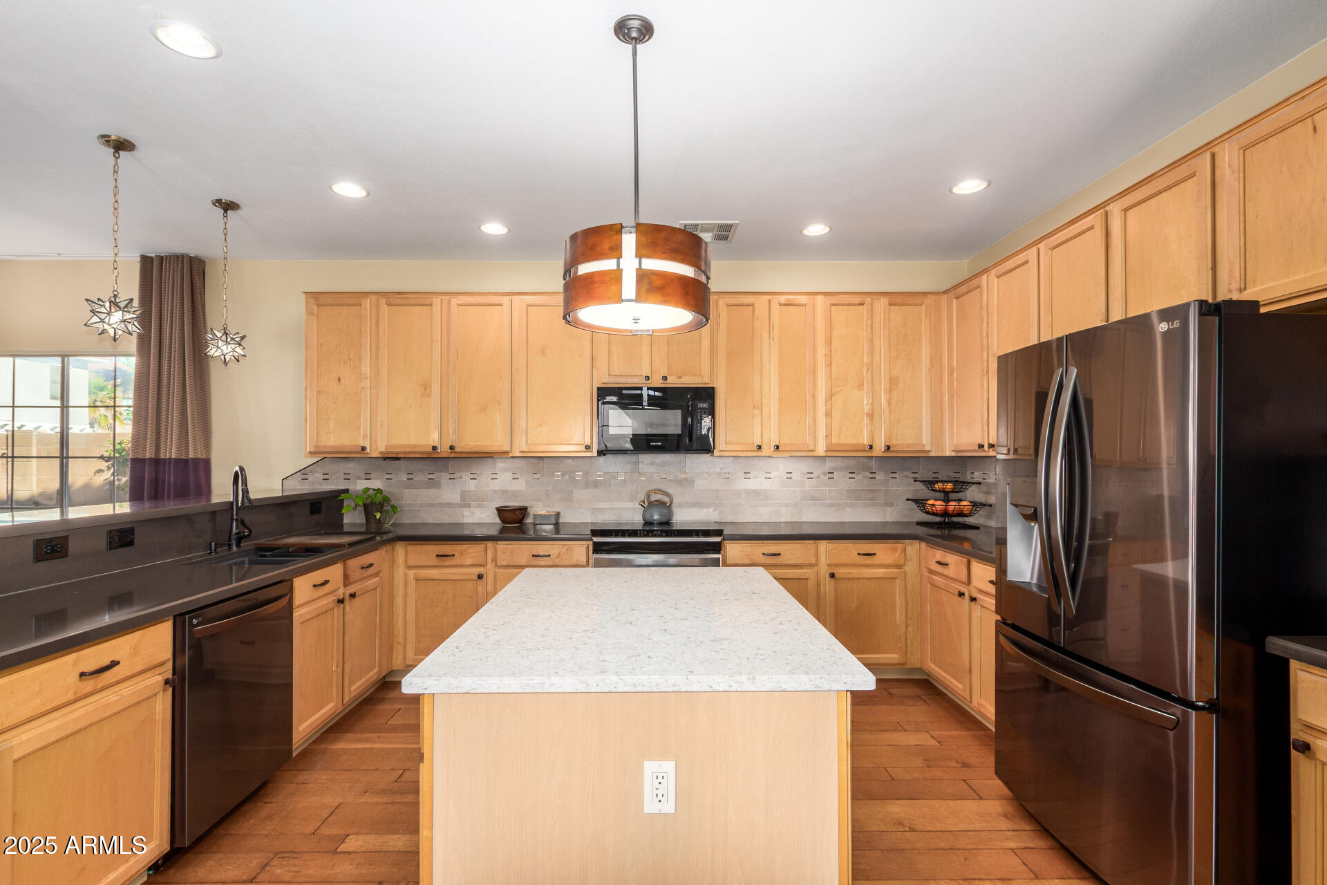 1310 E PARKVIEW Drive