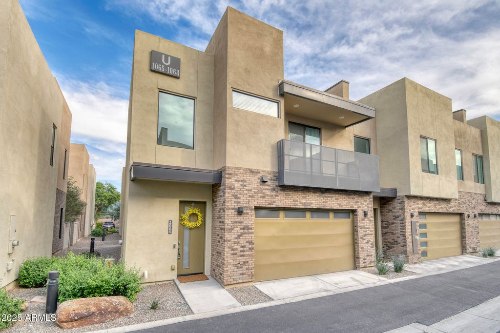 Photo of 901 S Smith Road #1065, Tempe, AZ 85281 (MLS # 6956760)