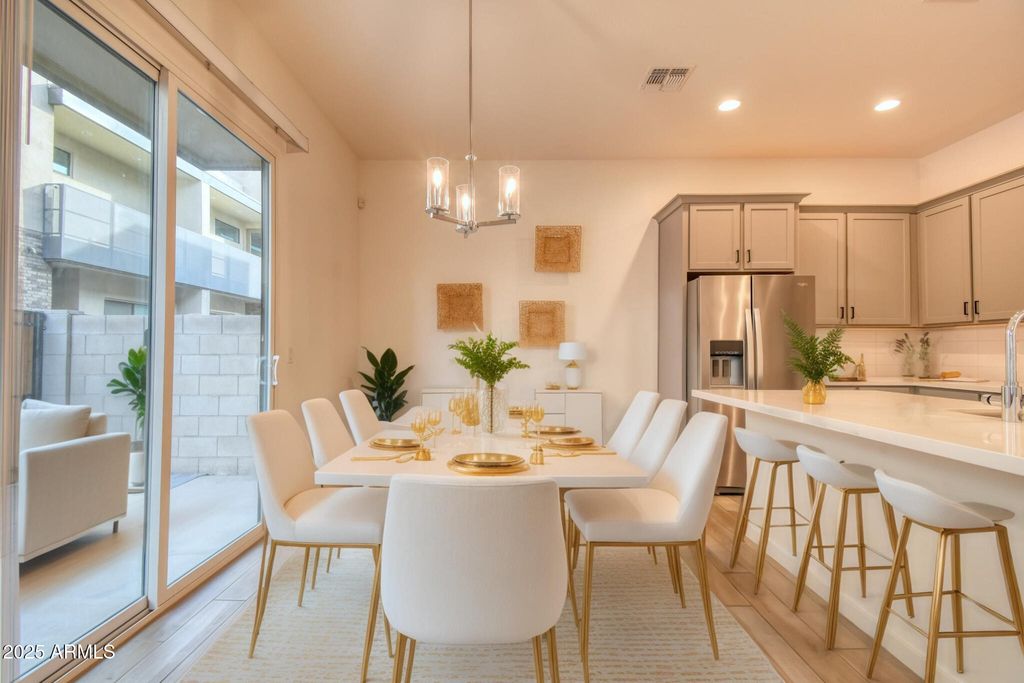 Photo of 901 S Smith Road #1065, Tempe, AZ 85281 (MLS # 6956760)