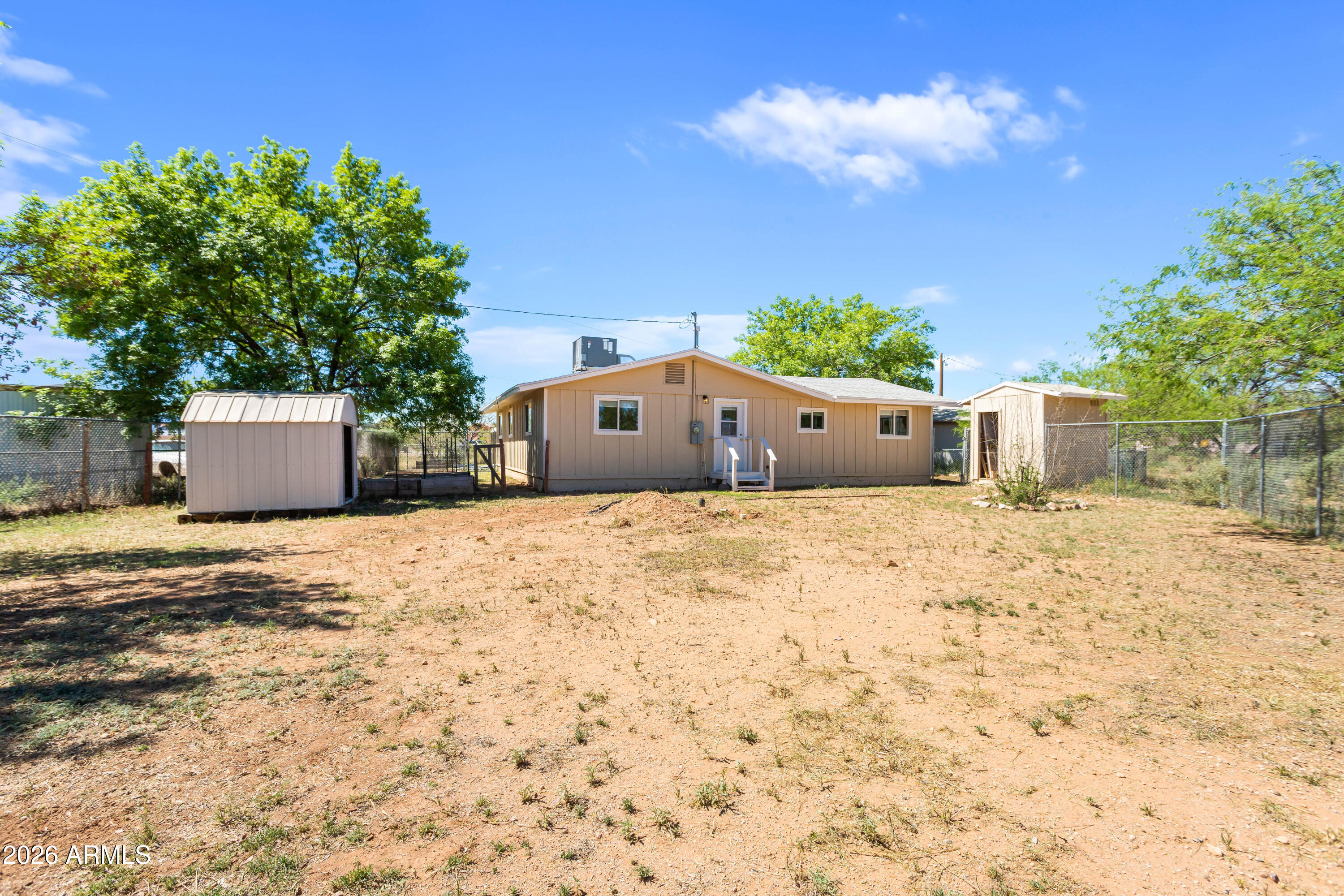 HODGINS ACRES - Residential