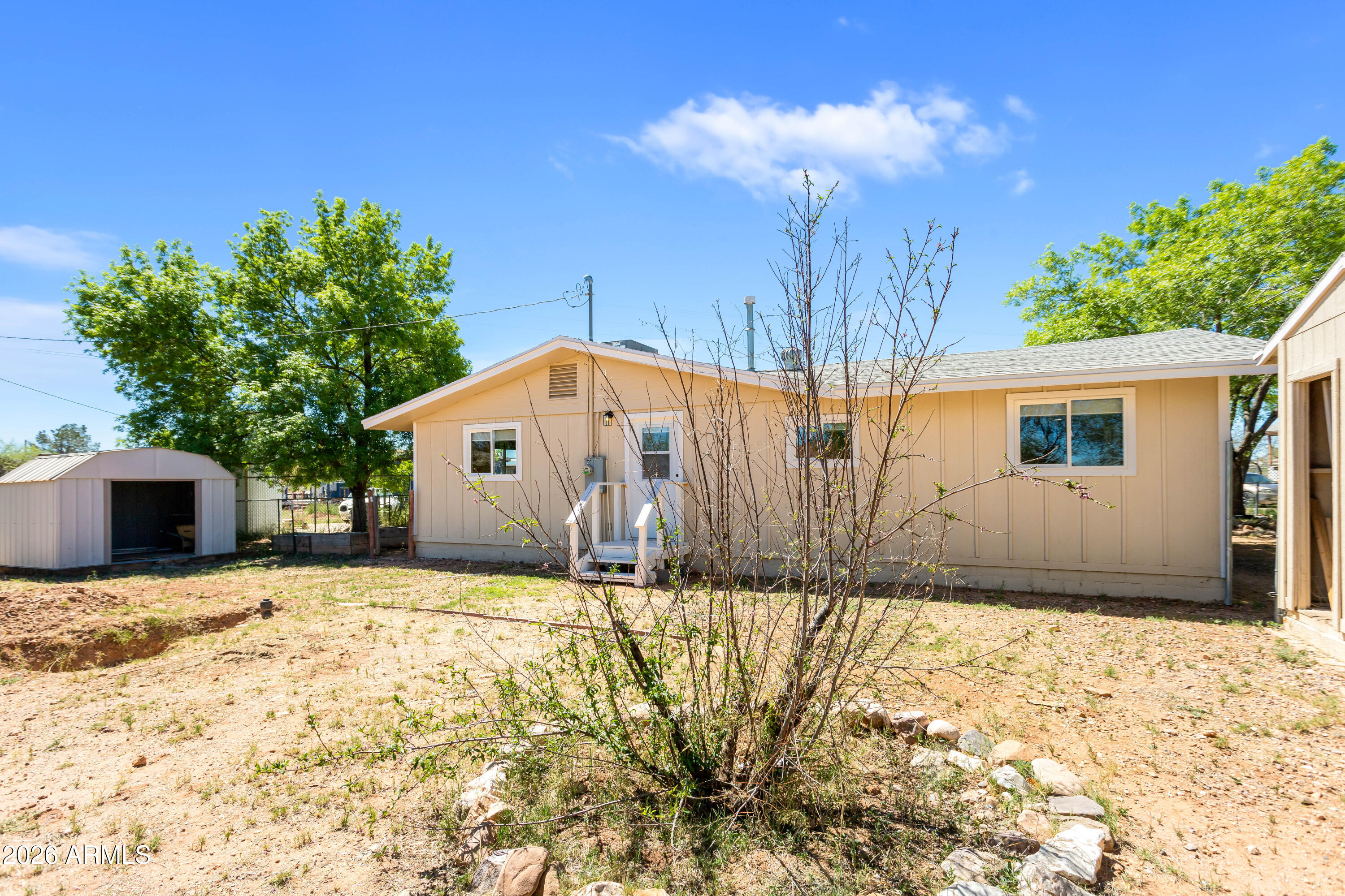 HODGINS ACRES - Residential