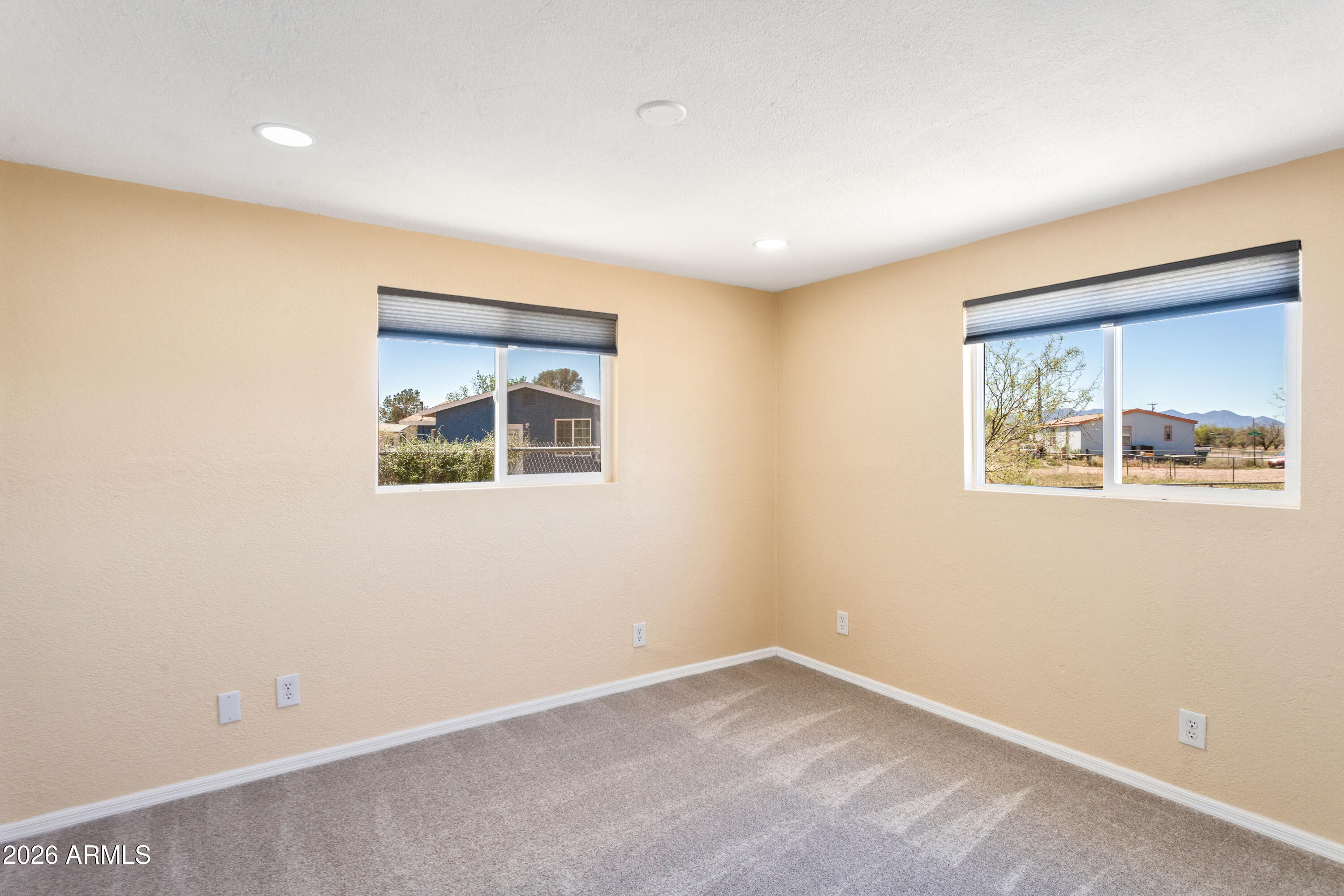 HODGINS ACRES - Residential
