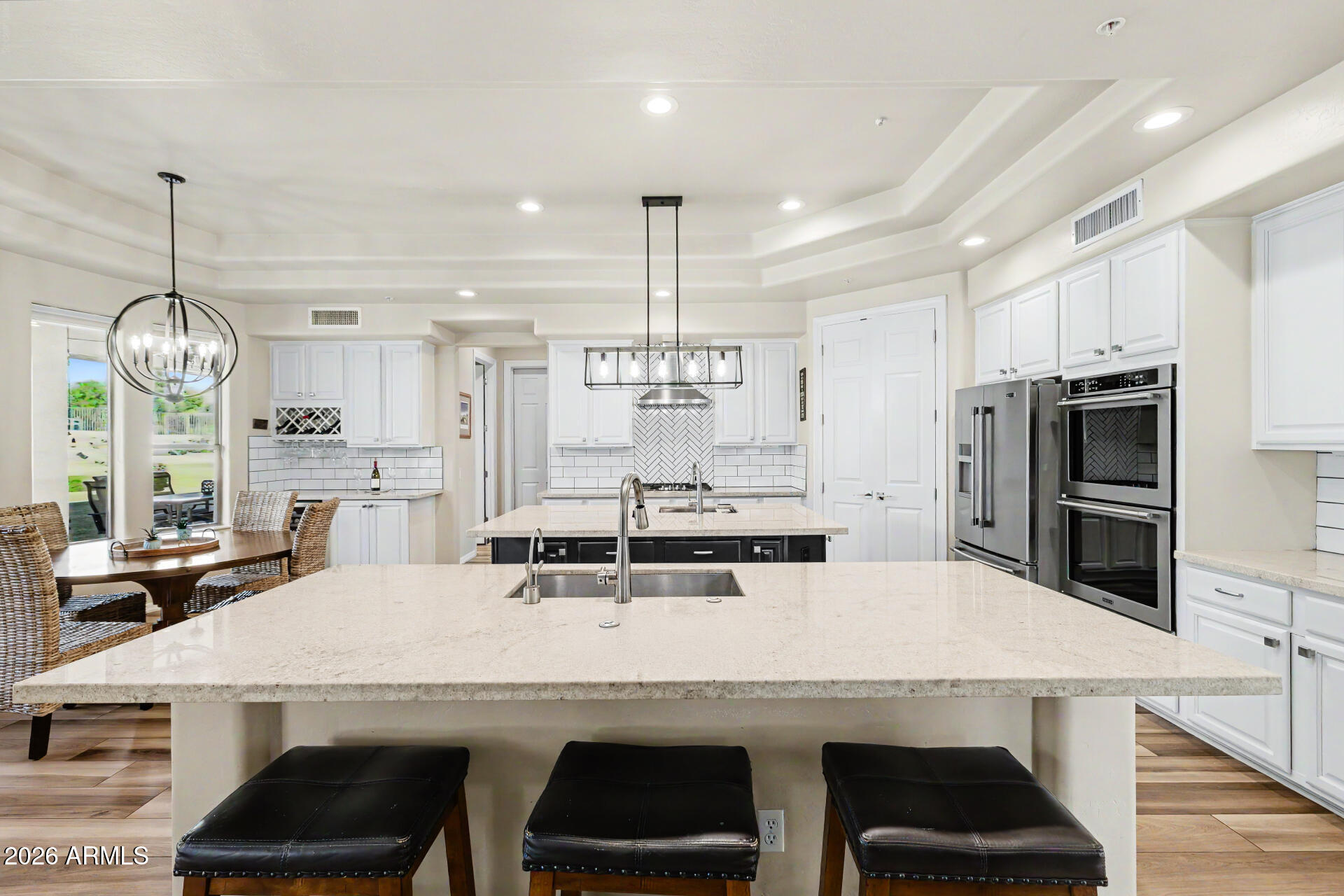 BELLA VISTA REPLAT - Residential
