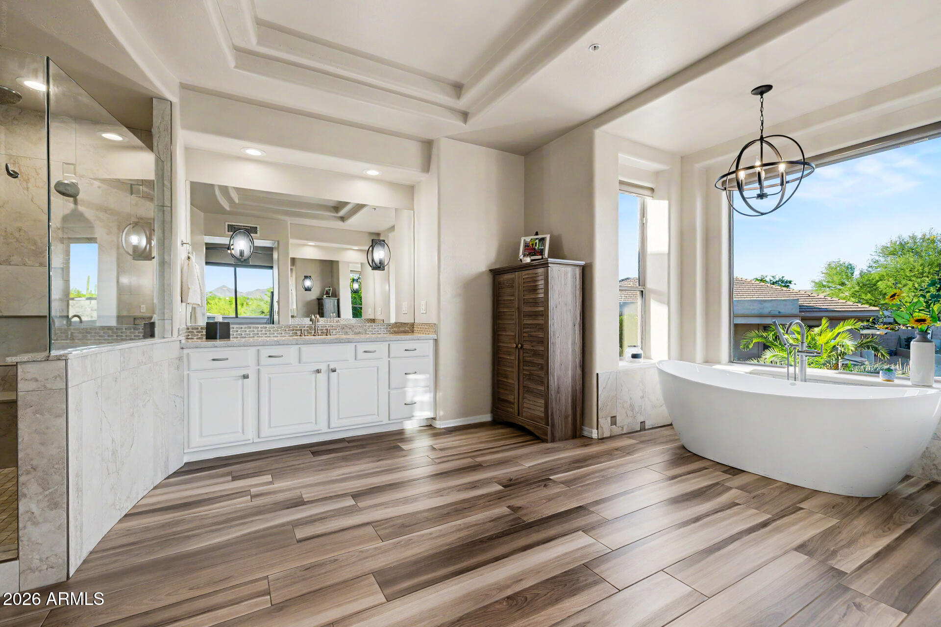BELLA VISTA REPLAT - Residential