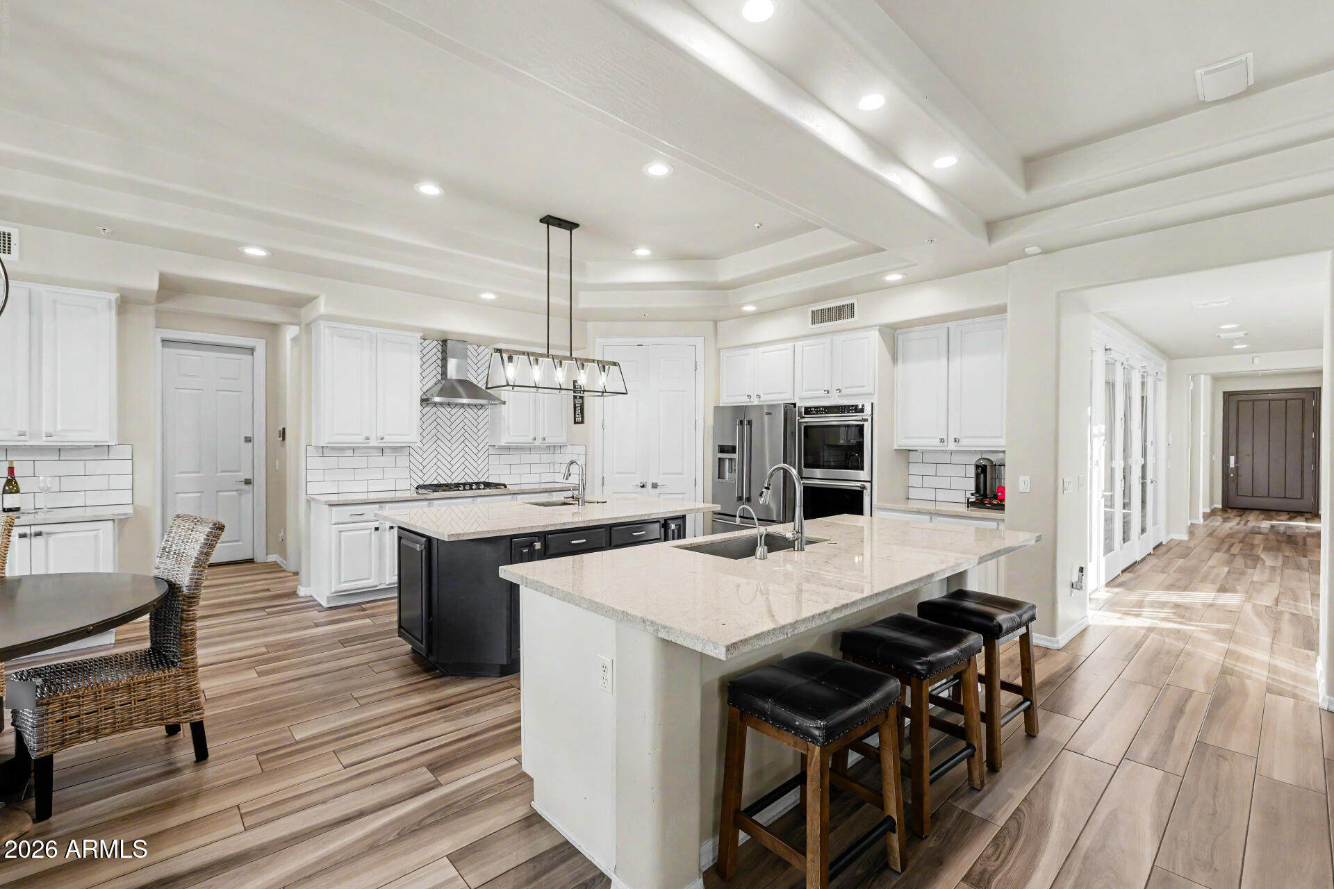 BELLA VISTA REPLAT - Residential